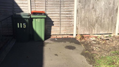 Various skip sizes available for hire